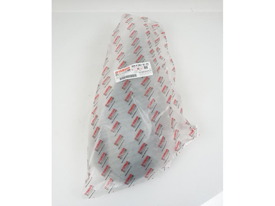 Vänster sida på Framskärm från en Yamaha tricity 300 -2023 motorcykel.