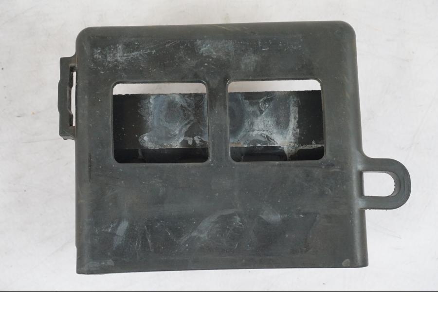 Höger sida på CDI / ECU från en Kawasaki Z 900 -2019 motorcykel.