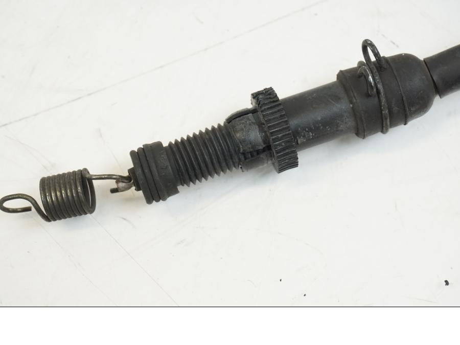 Baksidan på Bromsljuskontakt från en Honda VFR 800 -2003 motorcykel.