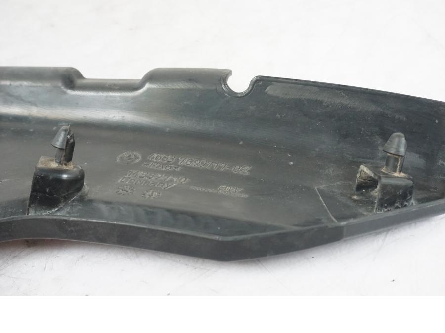 Snett uppifrån på Tankkåpa från en BMW R 1200 GSA -2012 motorcykel.