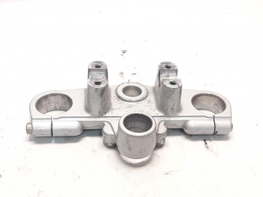 Framsidan på Gaffelkrona från en BMW F 650 GS -2002 motorcykel.