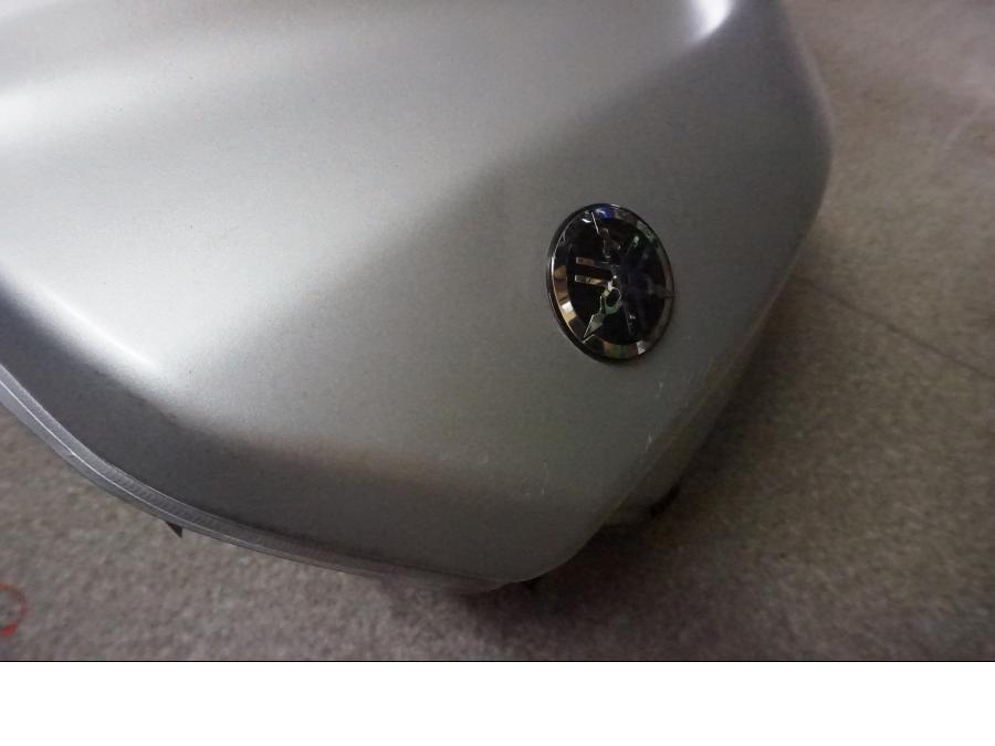 Baksidan på Bensintank från en Yamaha FJR 1300 -2016 motorcykel.