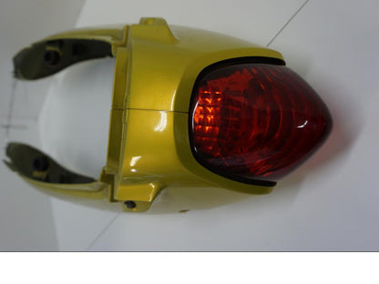 Höger sida på Bakvinge från en Suzuki GSX 600 F -2000 motorcykel.