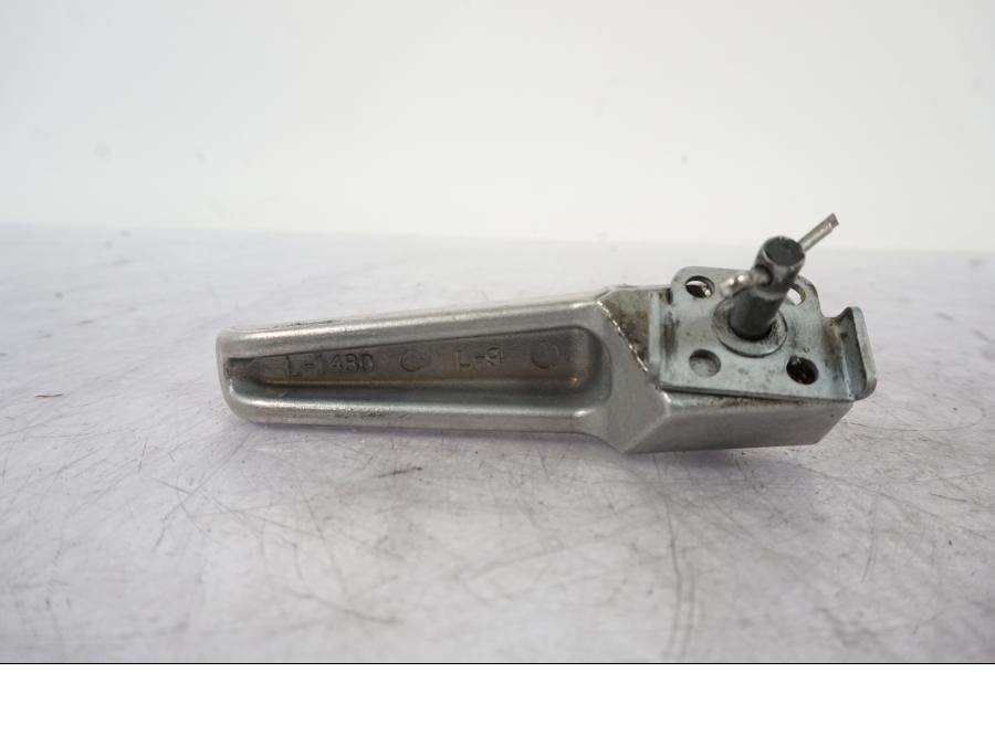 Höger sida på Fotpinne från en Kawasaki Z 800 -2014 motorcykel.