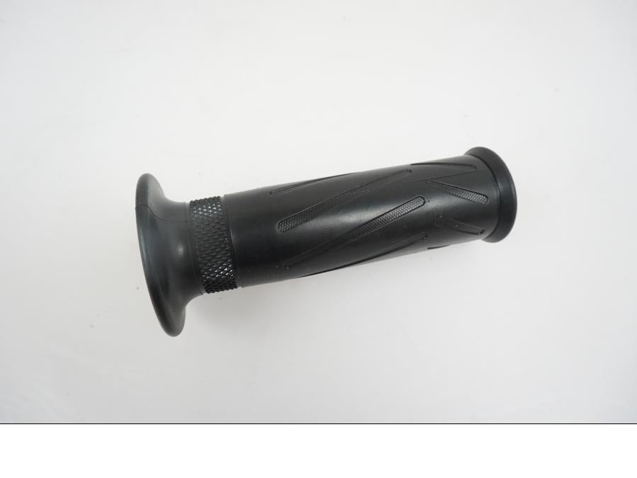 Framsidan på Handtag från en Yamaha Tracer 700 -2018 motorcykel.