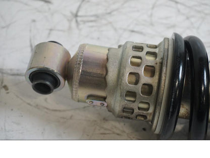 Vänster sida på Stötdämpare från en Yamaha XVS 1300 -2008 motorcykel.