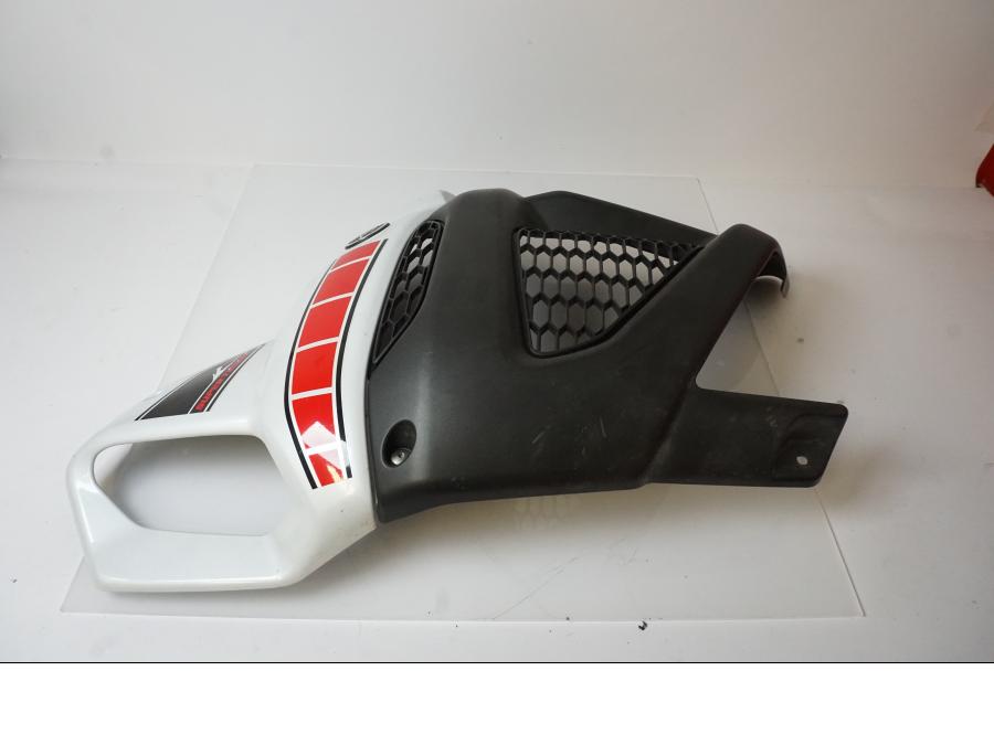 Baksidan på Sidkåpa från en Yamaha XT 1200 Z -2018 motorcykel.