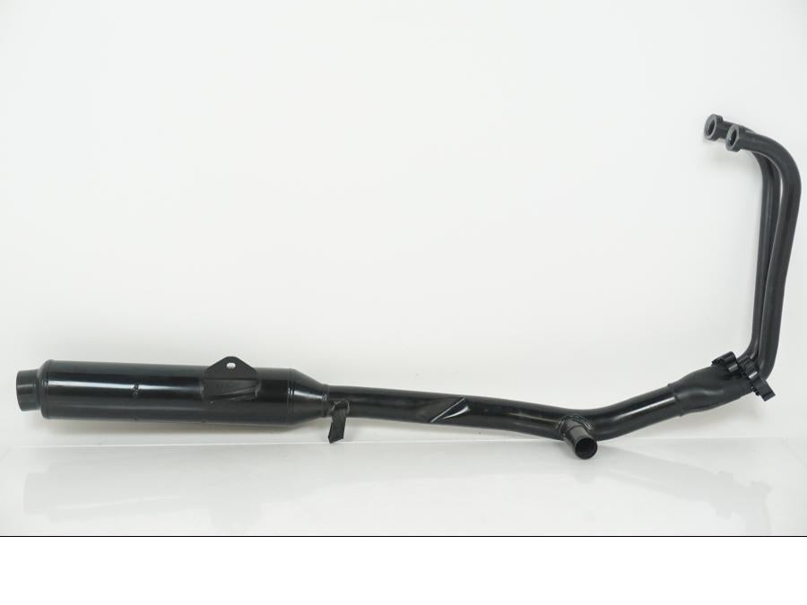 Baksidan på Avgassystem från en Suzuki GSR 600 -1988 motorcykel.