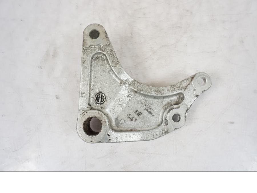 Vänster sida på Bromsoksfäste från en Kawasaki VN 1500 -2003 motorcykel.