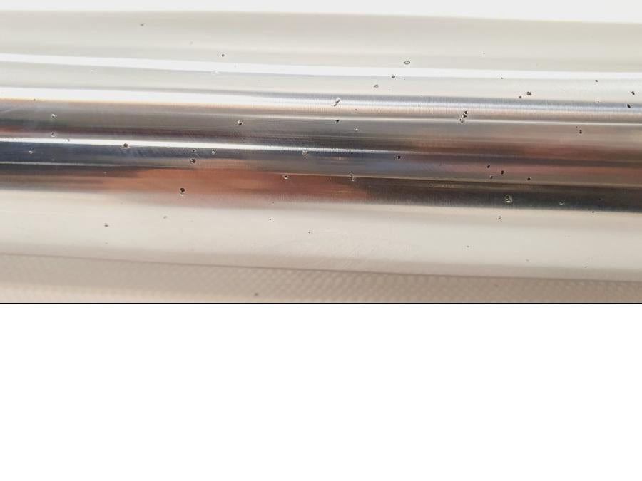 Vänster sida på Gaffelben från en Yamaha TT 600 RE -2004 motorcykel.