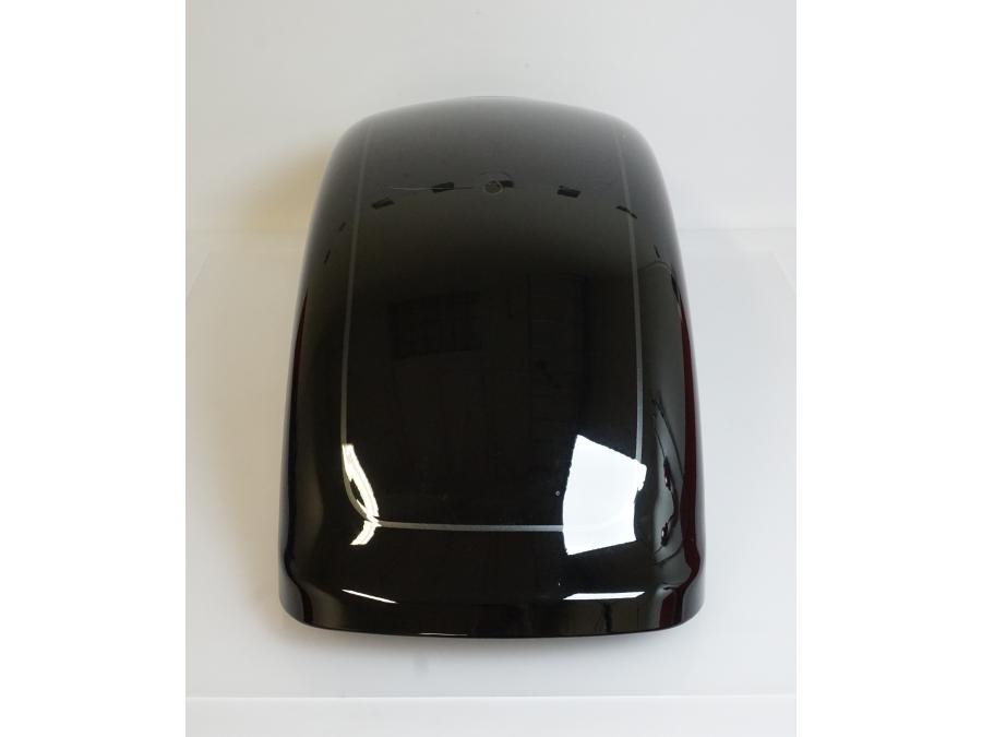 Höger sida på Bakskärm från en H-D Fat Boy -2020 motorcykel.