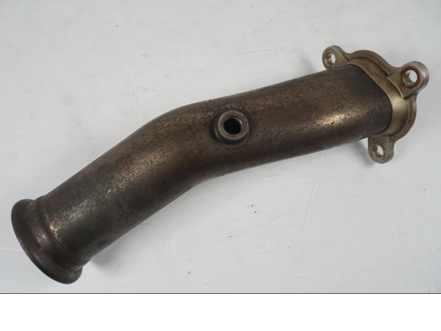 Vänster sida på Grenrör från en KTM 1290 Super Duke R -2015 motorcykel.