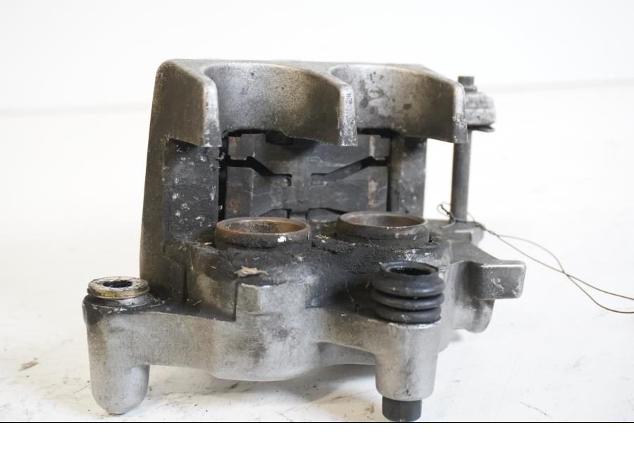 Höger sida på Bromsok från en Kawasaki VN 1500 Classic Tourer -2000 motorcykel.