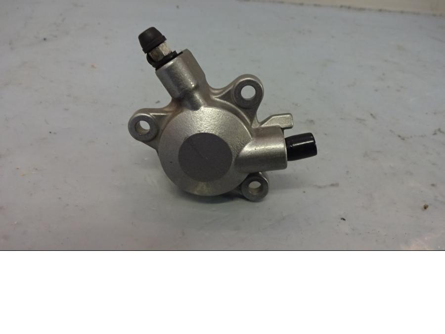 Framsidan på Kopplingslavcylinder från en Yamaha FJR 1300 -2003 motorcykel.