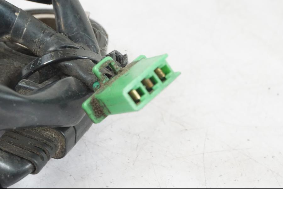 Höger sida på Sidostödsbrytare från en Honda CBR 1000 F -1999 motorcykel.