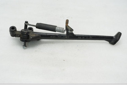 Baksidan på Sidostöd från en BMW F 800 R -2011 motorcykel.