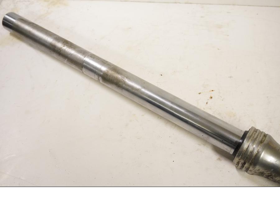 Höger sida på Gaffelben från en Kawasaki Z 400 LTD -1983 motorcykel.