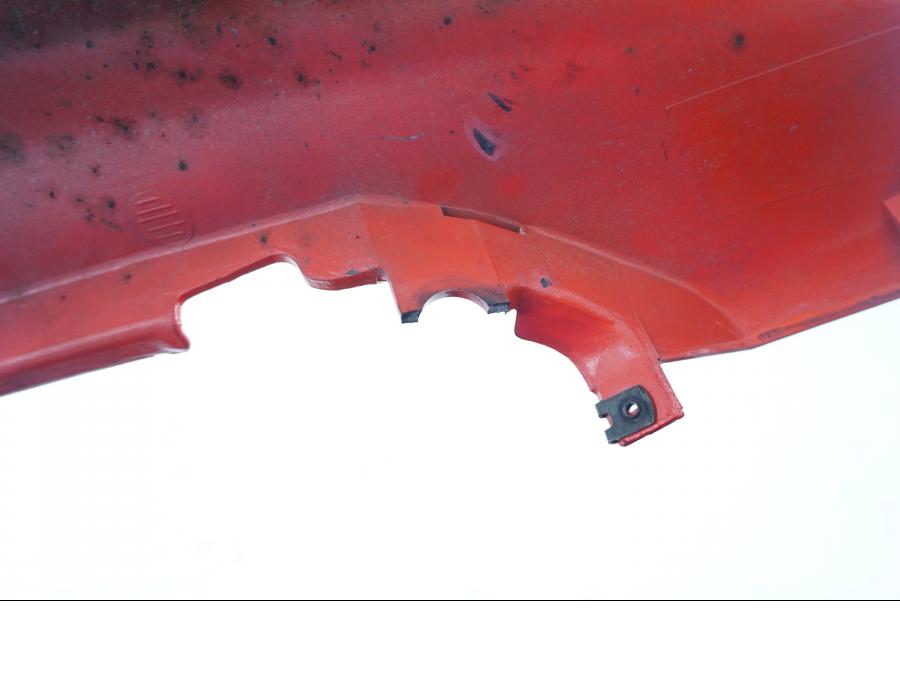 Höger sida på Bakvinge från en Honda VFR 750 -1992 motorcykel.