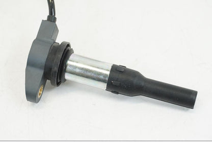 Höger sida på Tändspole från en Ducati Streetfighter V4 -2020 motorcykel.