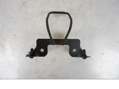 Baksidan på Strålkastarfäste från en Kawasaki Z 800 -2014 motorcykel.