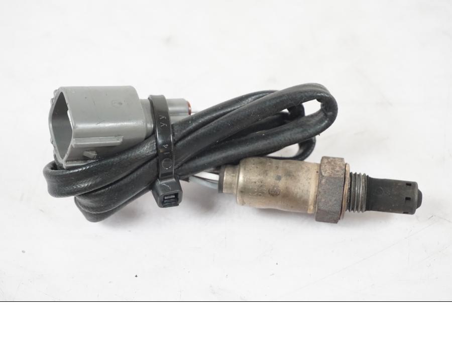 Framsidan på Lambdasond från en Kawasaki ZX-6R -2011 motorcykel.