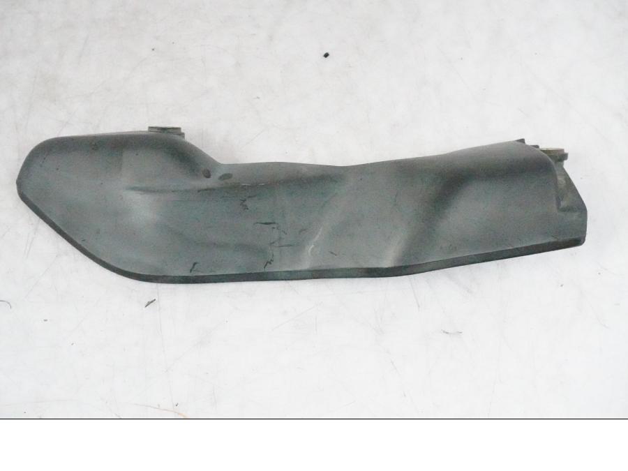 Framsidan på Tändspole Kåpa från en Honda SH 300 A -2007 motorcykel.