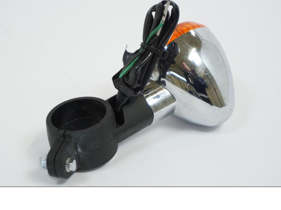 Vänster sida på Blinkers från en Kawasaki VN 800 -1998 motorcykel.