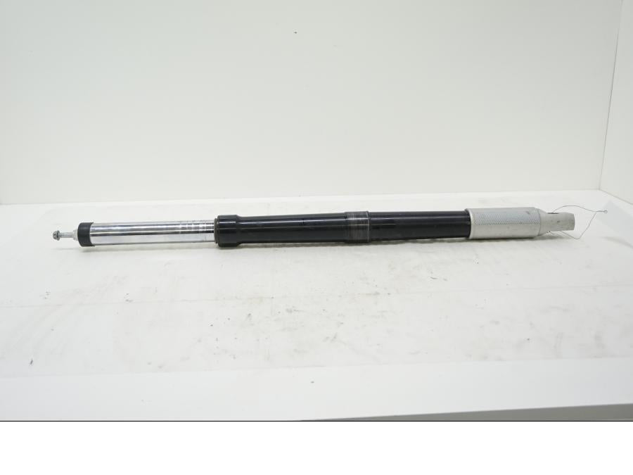 Framsidan på Gaffelben från en BMW R 1200 GSA -2011 motorcykel.