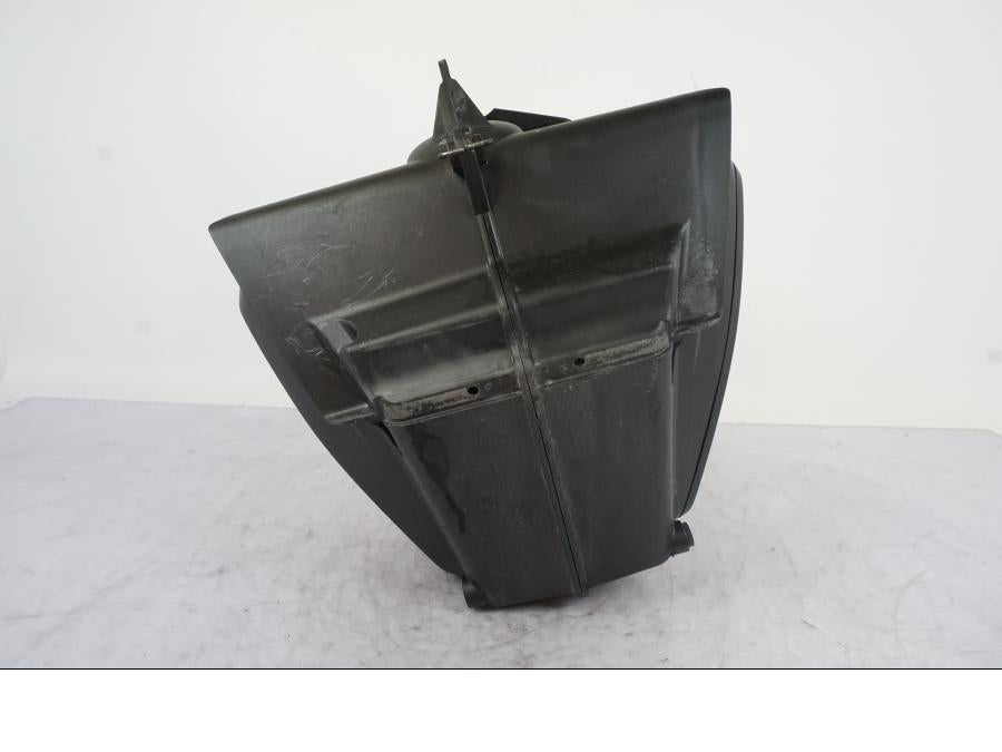 Extrabild1 på Luftburk från en KTM 690 Duke -2014 motorcykel.