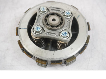 Framsidan på Lameller från en KTM 125 Duke -2017 motorcykel.