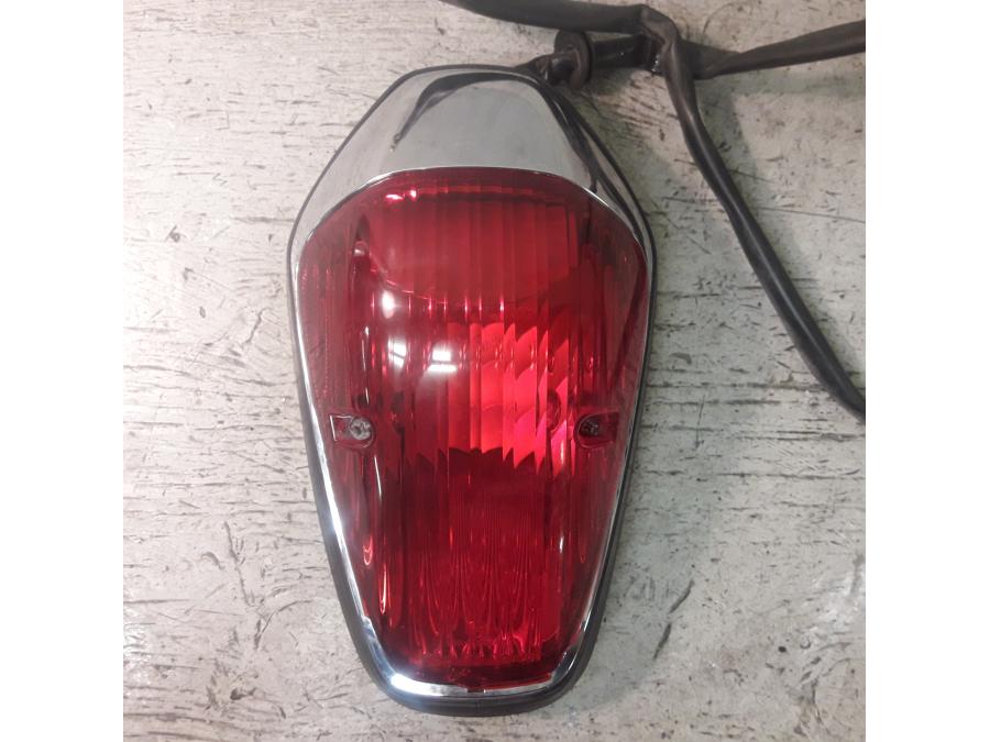 Framsidan på Baklampa från en Honda VTX 1800 -2007 motorcykel.