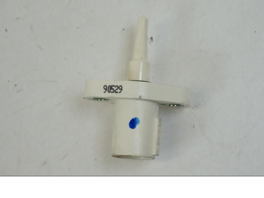 Framsidan på Luftburksensor från en Husqvarna 701 Supermoto -2020 motorcykel.