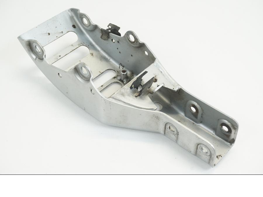 Framsidan på Hasplåt från en BMW F 650 CS -2002 motorcykel.