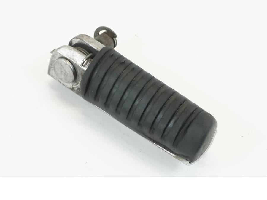 Framsidan på Fotpinne från en Kawasaki ZX-12R -2000 motorcykel.