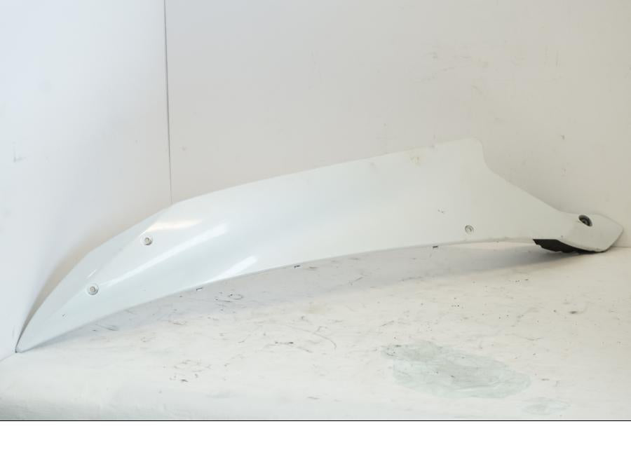 Höger sida på Sidkåpa från en Yamaha YZF R6 -2006 motorcykel.