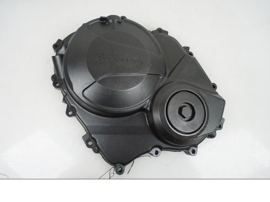 Framsidan på Kopplingskåpa från en Honda CBR 600 RR -2008 motorcykel.