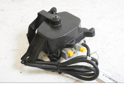 Framsidan på ABS Modulator från en Honda CBR 1000 RR -2009 motorcykel.