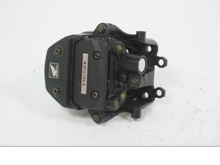 Baksidan på Styrdämpare från en Honda CBR 1000 RR -2004 motorcykel.