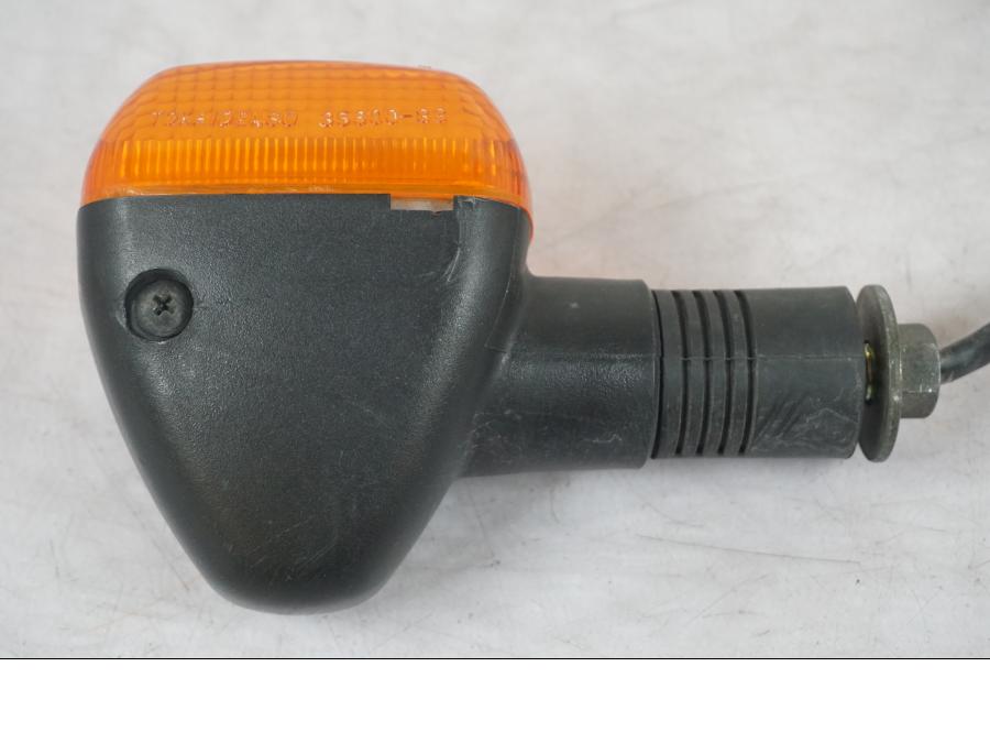 Vänster sida på Blinkers från en Suzuki SV 650 -1999 motorcykel.