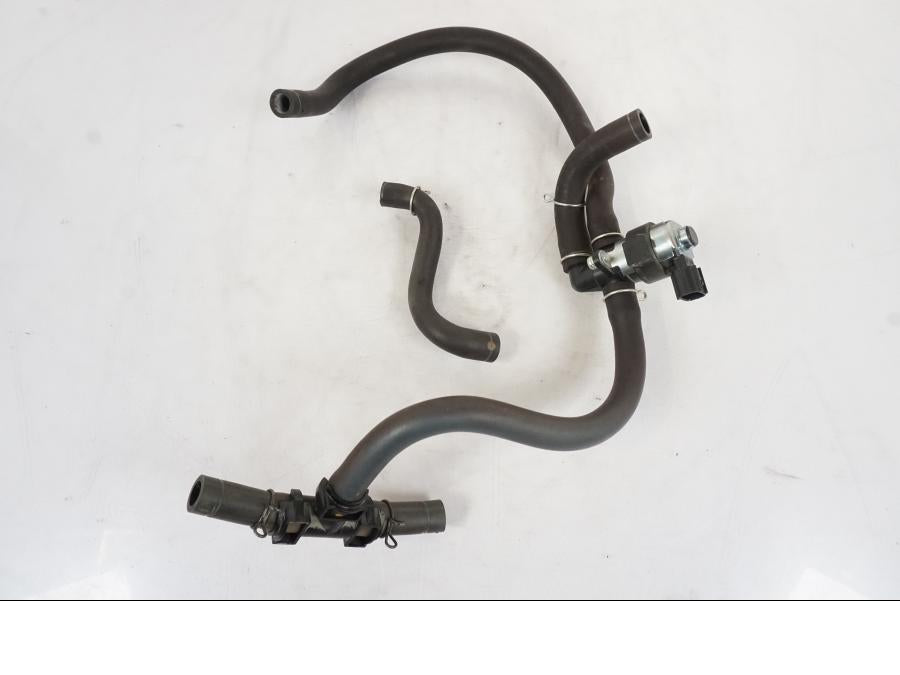 Framsidan på Second Air från en Honda VFR 1200 -2010 motorcykel.