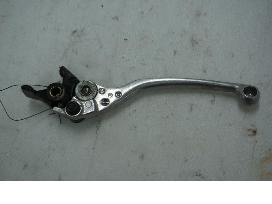 Baksidan på Bromsgrepp från en Triumph Thunderbird 900 -2000 motorcykel.