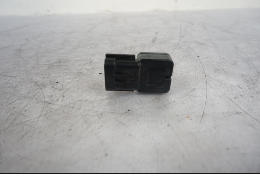 Vänster sida på Mapsensor från en KTM 1290 Super Duke R -2021 motorcykel.