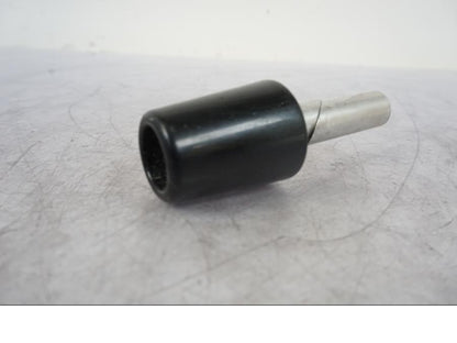 Baksidan på Styrvikt från en KTM 1290 Super Duke R -2023 motorcykel.