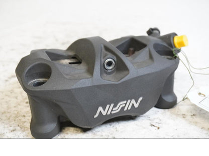 Framsidan på Bromsok från en Triumph Daytona 675 -2009 motorcykel.