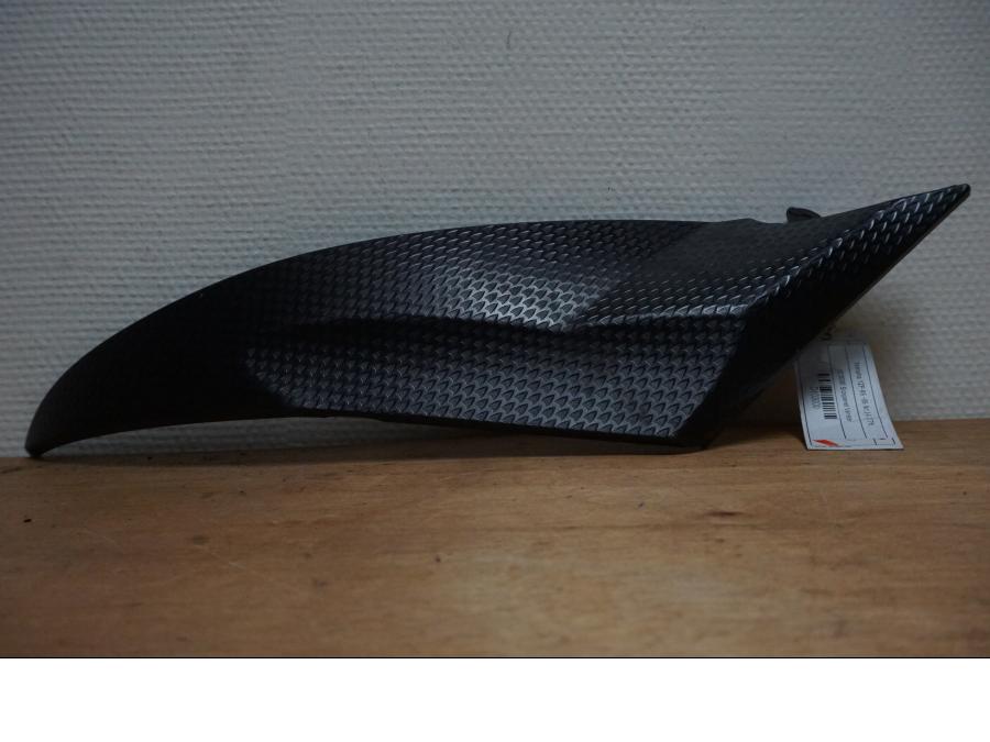 Framsidan på Sidopanel från en Yamaha YZF R6 -2006 motorcykel.