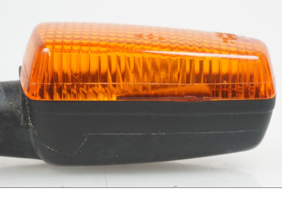 Snett uppifrån på Blinkers från en Yamaha XJ 900 -1997 motorcykel.