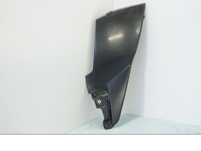 Framsidan på Bensintankskåpa från en Suzuki GSX 1300 BK -2008 motorcykel.