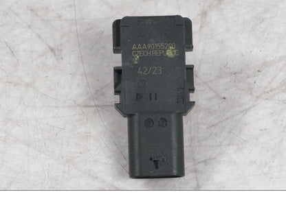 Vänster sida på Mapsensor från en Ducati Multistrada V4 -2024 motorcykel.