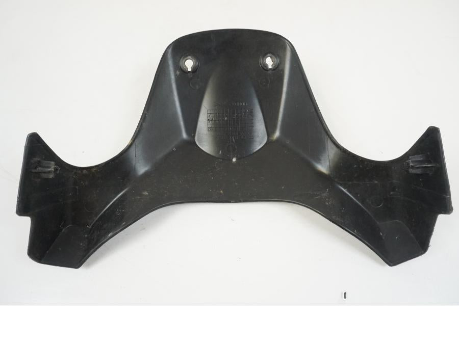 Extrabild2 på Bensintankskåpa från en Honda CBR 125 R -2006 motorcykel.