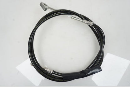 Extrabild1 på Bromsledning från en H-D Touring Road King Classic FLHRCI -2014 motorcykel.